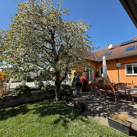 B&b's Im Aischgrund Apartmán Adelsdorf