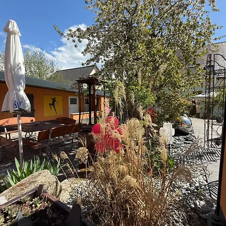 Apartmán B&b's Im Aischgrund Adelsdorf